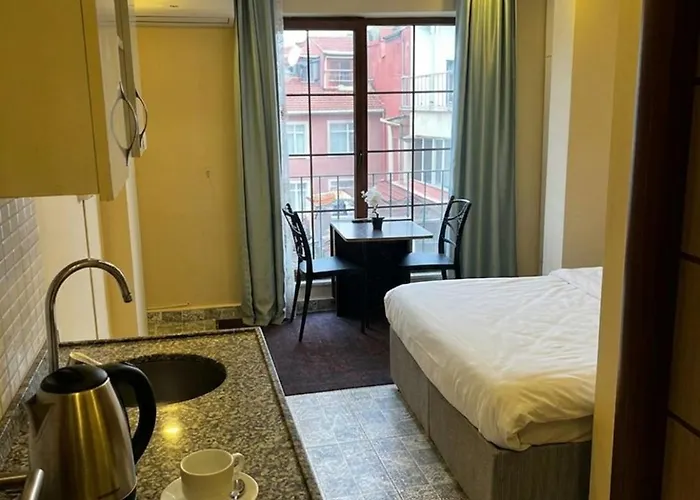 Aparthotel Red Tent Urban *