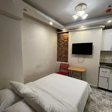 Red Tent Urban * איסטמבול